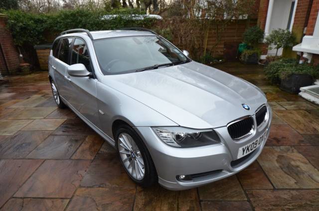 BMW 3 Series 3.0 325d SE 5dr Step Auto Estate Diesel Silver