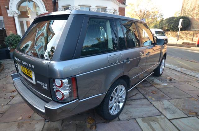 2010 Land Rover Range Rover 3.6 TDV8 Vogue SE 4dr Auto