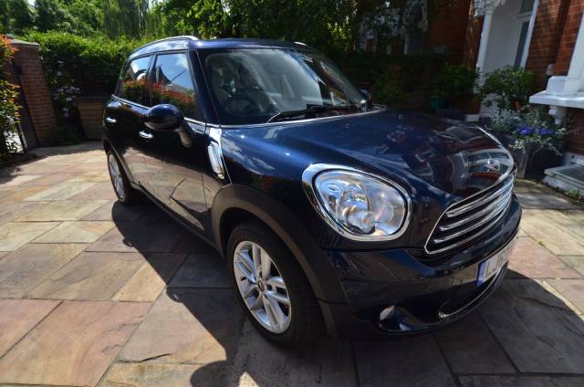 Mini Countryman 1.6 Cooper 5dr Auto Hatchback Petrol Blue