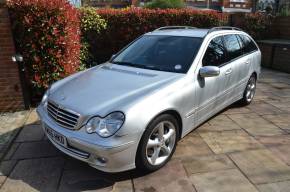 MERCEDES-BENZ C CLASS 2006 (55) at Rupert Goalen London