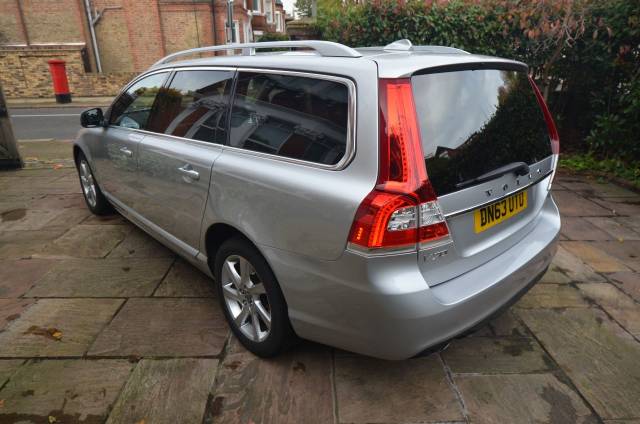 2013 Volvo V70 2.4 D5 [215] SE Lux 5dr Geartronic