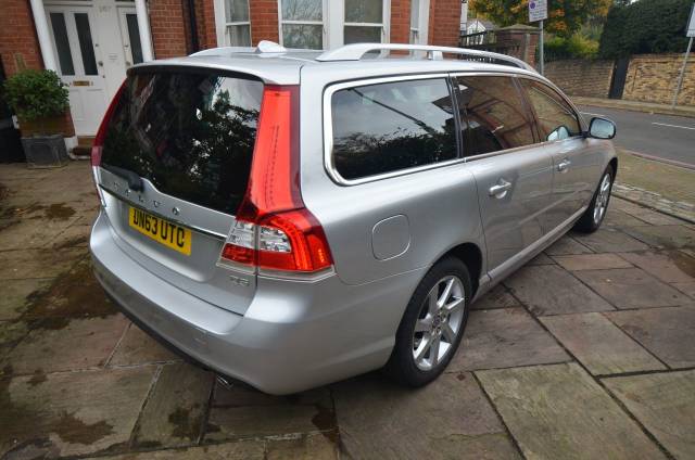 2013 Volvo V70 2.4 D5 [215] SE Lux 5dr Geartronic